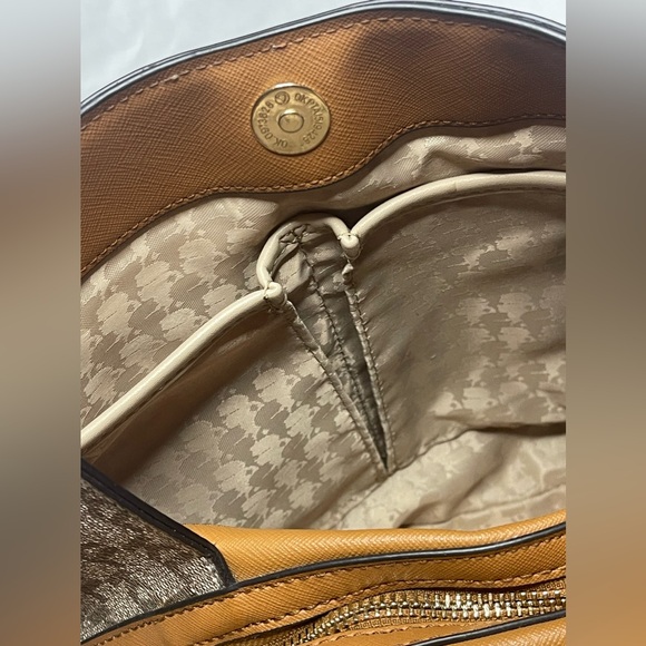 Karl Lagerfeld Shoulder Bag - Designer Purse, Medium in size with Signature Logo - Picture 7 of 15